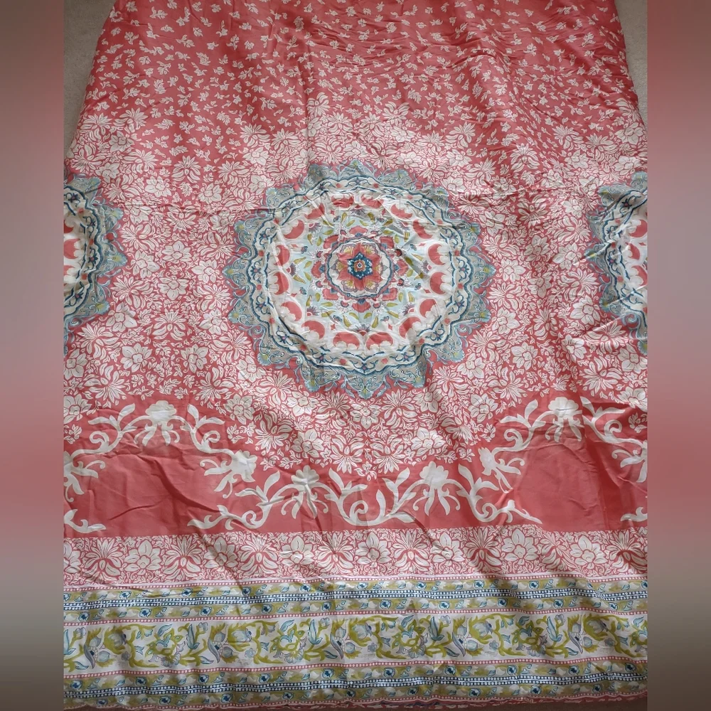 2 Items Jessica Simpson medallion comforter 1 embroidered sham coral floral